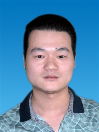黄灿龙 哈尔滨欧竞建材有限责任公司董事长